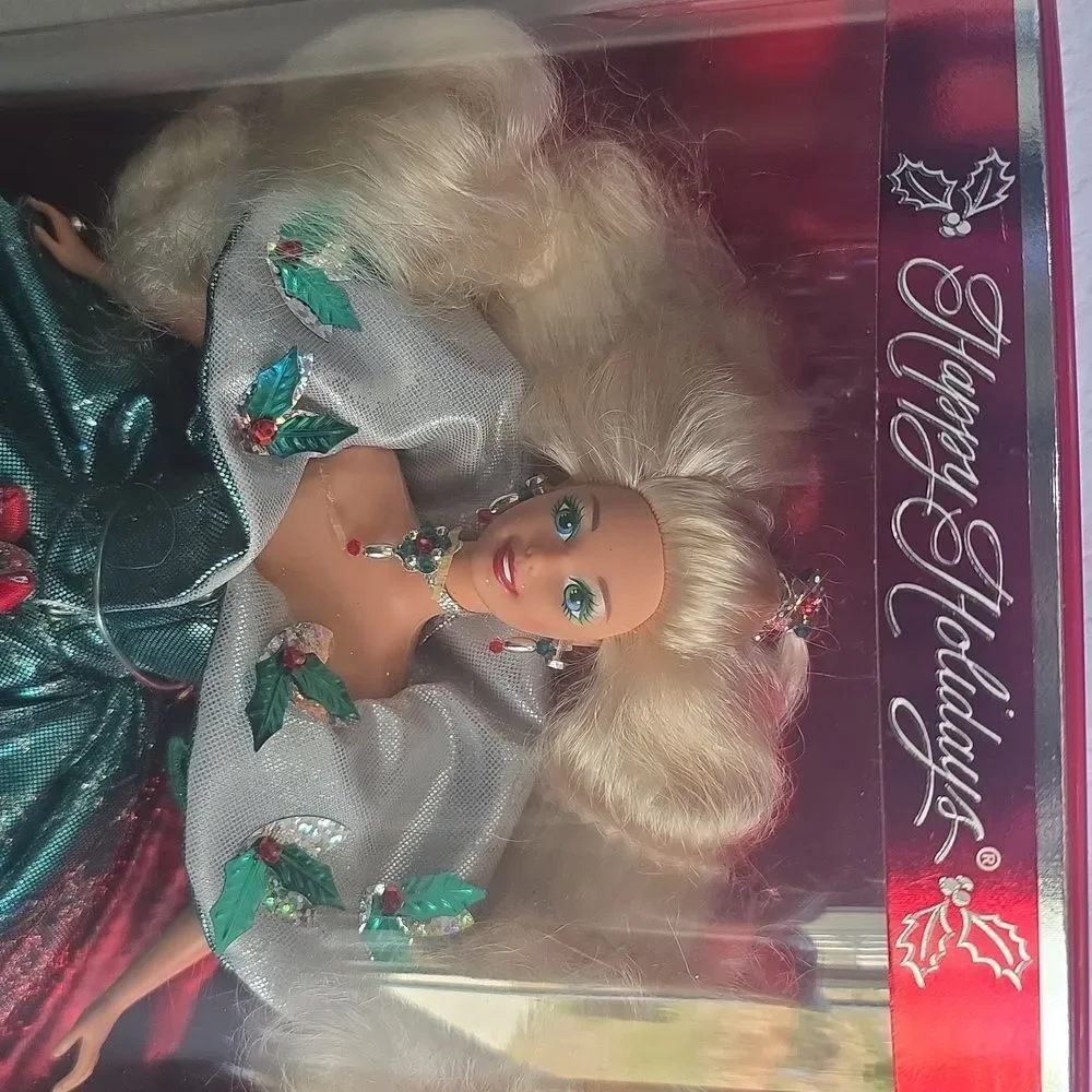 BRAND NEW 1995 HAPPY HOLIDAYS BARBIE SPECIAL EDITION IN SILVER GREEN GOWN R3